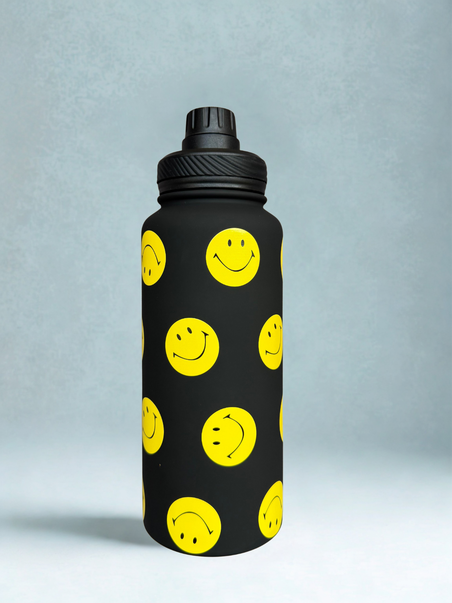 Magnetic Safe Water Bottle 1L Graphic Print - BLACK SMILES
